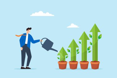 Büyüme eğilimi şeklinde yeşil bitkileri sulayan iş adamı