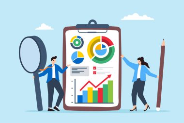 İki iş adamı, panoda mali grafiği olan büyüteç ve kalem tutuyorlar.