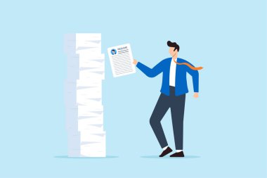 İnsan Kaynakları Yöneticisi, başarılı bir stratejik işe alım vakfı kurmak için güçlü bir ekip kurmaya devam ediyor.