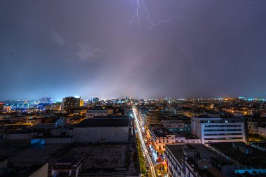 Tunus 'ta fırtınalı bir gece