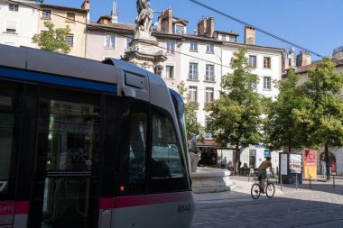 Grenoble, Grenoble ve Alpler 'in şehir manzarası, Fransa