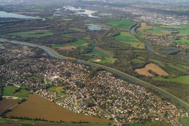 Lyon-Tunus uçuşu sırasında Fransa 'nın havadan görünüşü