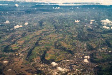 Lyon-Tunus uçuşu sırasında Fransa 'nın havadan görünüşü
