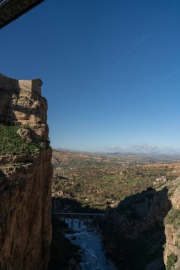 Konstantin - Kuzeydoğu Cezayir 'in Konstantin Eyaleti' nin başkenti.