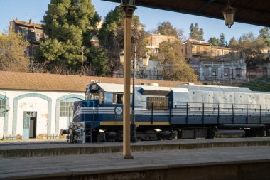 Constantine - Cezayir 'in kuzeydoğusundaki Constantine Eyaleti' nin başkenti.