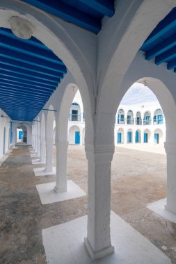 Güney Tunus 'ta büyük bir ada olan Djerba' daki Ghriba Sinagogu