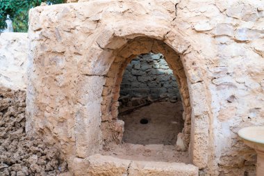 Güney Tunus 'ta büyük bir ada olan Djerba' da seramik atölyesi