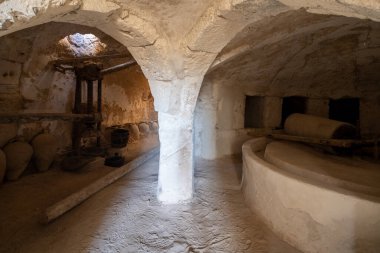 Guellala yeraltı petrol fabrikası - Djerba, Güney Tunus