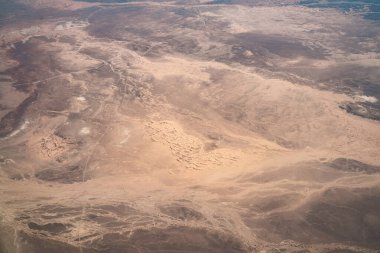 Gökten görünen Cezayir çölü. Tassili-Djanet Ulusal Parkı