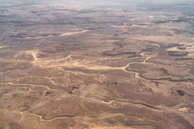 Gökten görünen Cezayir çölü. Tassili-Djanet Ulusal Parkı