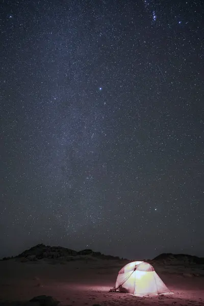 Acampar Desierto Bajo Cielo Estrellado Djanet Algeria — Foto de Stock