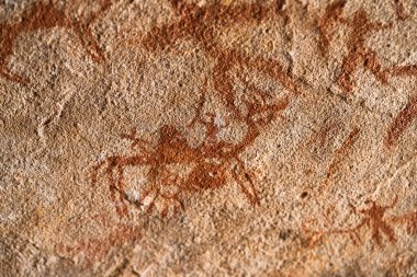 Tassili n 'Ajjer-Desert of Tadrart ruge tassili najer' in Djanet şehrindeki kaya oymaları.