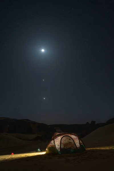 Acampar Desierto Bajo Cielo Estrellado Djanet Algeria — Foto de Stock