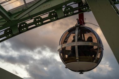 Bastille 'in yükseklerinden Grenoble manzarası. Fransa