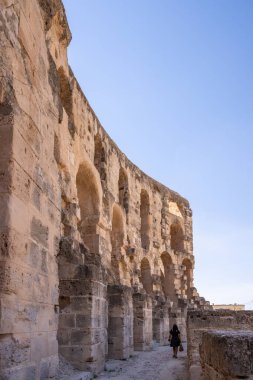 El Jem Kolezyumu. Afrika 'daki en büyük Roma amfitiyatrosu. Unesco Dünya Mirası.