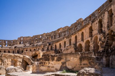 El Jem Kolezyumu. Afrika 'daki en büyük Roma amfitiyatrosu. Unesco Dünya Mirası.