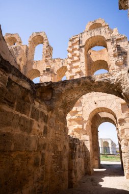 El Jem Kolezyumu. Afrika 'daki en büyük Roma amfitiyatrosu. Unesco Dünya Mirası.