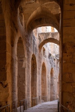 El Jem Kolezyumu. Afrika 'daki en büyük Roma amfitiyatrosu. Unesco Dünya Mirası.