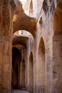 El Jem Kolezyumu. Afrika 'daki en büyük Roma amfitiyatrosu. Unesco Dünya Mirası.