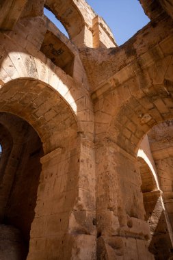 El Jem Kolezyumu. Afrika 'daki en büyük Roma amfitiyatrosu. Unesco Dünya Mirası.
