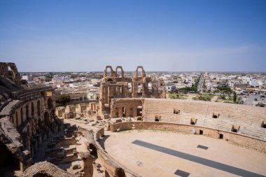 El Jem Kolezyumu. Afrika 'daki en büyük Roma amfitiyatrosu. Unesco Dünya Mirası.