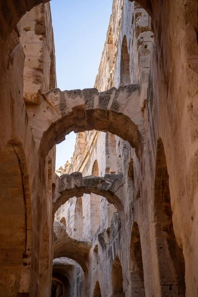 El Jem Kolezyumu. Afrika 'daki en büyük Roma amfitiyatrosu. Unesco Dünya Mirası.