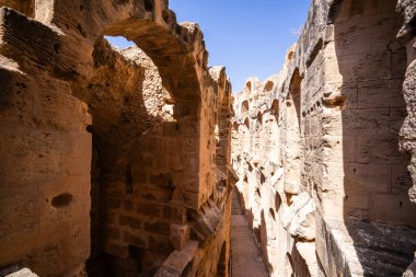 El Jem Kolezyumu. Afrika 'daki en büyük Roma amfitiyatrosu. Unesco Dünya Mirası.