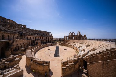 El Jem Kolezyumu. Afrika 'daki en büyük Roma amfitiyatrosu. Unesco Dünya Mirası.