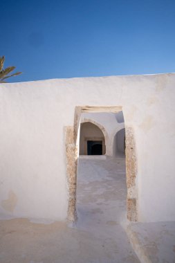 Djerba adasındaki tarihi cami - Güney Tunus