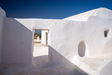 Djerba adasındaki tarihi cami - Güney Tunus