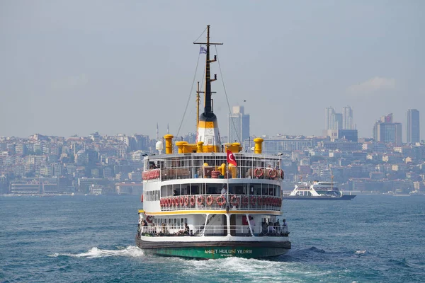 Istanbul Turquia Agosto 2022 Sehir Hatlari Ferry Estreito Bósforo Sehir — Fotografia de Stock
