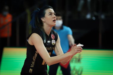 ISTANBUL, TURKEY - 17 Ocak 2022: Vakıfbank vs Eczacibasi Türkiye Sultanlar Ligi karşılaşmasında Meryem Boz Vakıfbank Spor Salonu