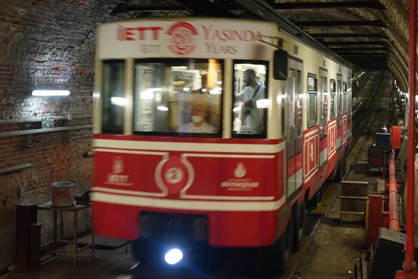 Istanbul Türkien September 2022 Tunnelseilbahnlinie Zwischen Karakoy Und Der Istiklal — Stockfoto