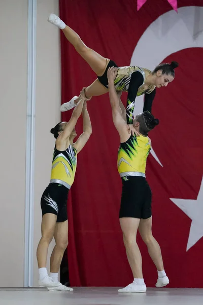 Istanbul Turkey April 2022 Undefined Athletse Perform Aerobic Gymnastics Turkish — Fotografia de Stock
