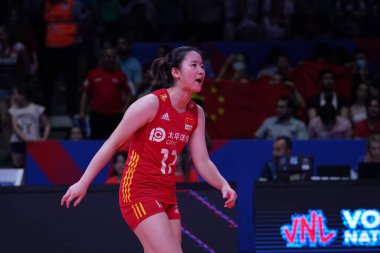 ANKARA, TURKIYE - Haziran 04, 2022: Ni Feifan Çin 'de Ankara Arena' da İtalya VNL Havuz Maçı 'na karşı