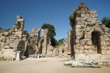 Antalya 'nın Perge Antik Kentinde hamam, Türkiye