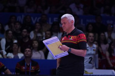 ANKARA, TURKIYE - HAZİRAN 05, 2022: Türkiye 'de teknik direktör Gert Vande Broek - Ankara Arena' da Belçika VNL Havuz Maçı