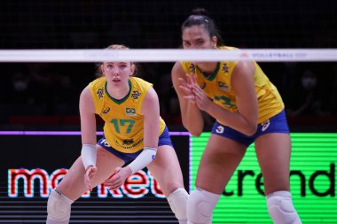 ANKARA, TURKIYE - 13 Temmuz 2022: Brezilya 'da Bergmann Julia Isabelle ile Ankara Arena' da oynanan Japonya-VNL çeyrek final maçı