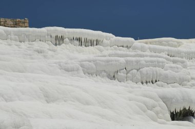 Denizkiye 'de Pamukkale' de Travertines Terasları
