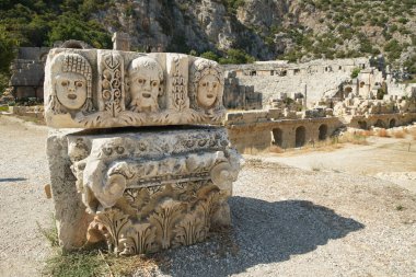 Antalya 'nın Demre şehrindeki Myra Antik Kentinde Taş Yüzler, Türkiye