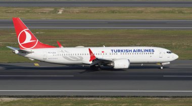 ISTANBUL, TURKIYE - SEPTEMBER 17, 2022: Turkish Airlines Boeing 737-8MAX (60032) landing to Istanbul International Airport