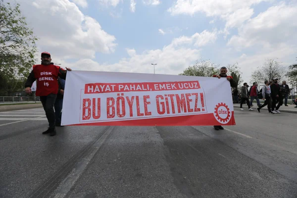 Istanbul Turkey May 2022 People March International Workers Day — Stockfoto