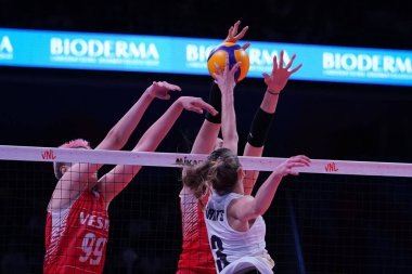 ANKARA, TURKIYE - HAZİRAN 05, 2022: Ankara Arena 'da oynanan Türkiye-Belçika VNL Havuz maçı sırasında Herbots Britt