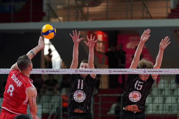 stock image ISTANBUL, TURKIYE - AUGUST 10, 2022: Burutay Subasi in action during Turkiye Mens vs Denmark Mens European Championship Qualification match in Burhan Felek Sport Hall