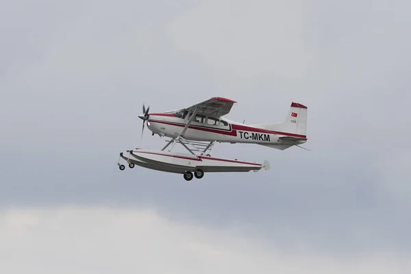 Istanbul Turkiye Říjen 2022 Soukromý Vzlet Skyvagonu Cessna 185 18502710 — Stock fotografie