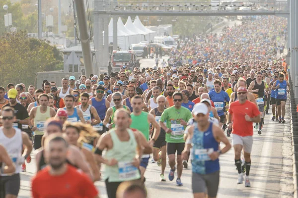 Istanbul Turkey November 2022 Athletes Running Istanbul Marathon Which Includes — Stock Photo, Image