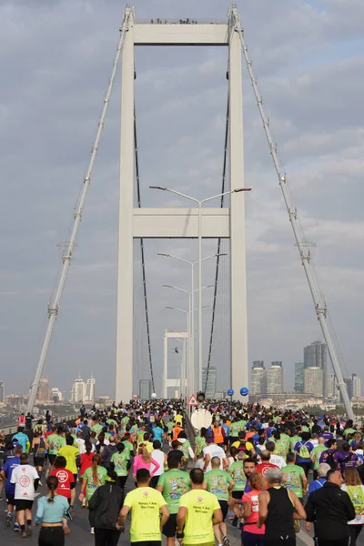 Istanbul Turkey November 2022 Athletes Running Istanbul Marathon Which Includes — Foto de Stock