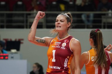 ISTANBUL, TURKIYE - 13 Kasım 2022: Galatasaray 'da Anthi Vasilantonaki, HDI Sigorta' ya karşı Türkiye Sultanlar Ligi maçı Burhan Felek Spor Salonu 'nda