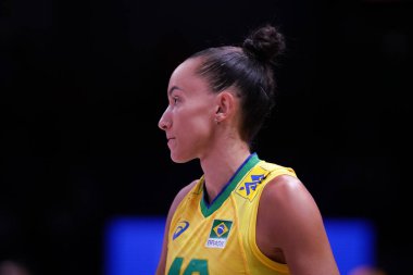 ANKARA, TURKIYE - 13 Temmuz 2022: Braga Guimaraes Gabriela, Ankara Arena 'da oynanan Japonya-VNL çeyrek final maçından önce ısınıyor