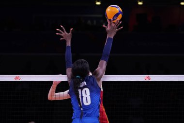 ANKARA, TURKIYE - 14 Temmuz 2022: Egonu Paola Ogechi, Ankara Arena 'da oynanan İtalya-Çin VNL çeyrek final maçında